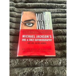 Moonwalk A Memoir by Michael Jackson Hardcover Book 2009 1988 Bestseller